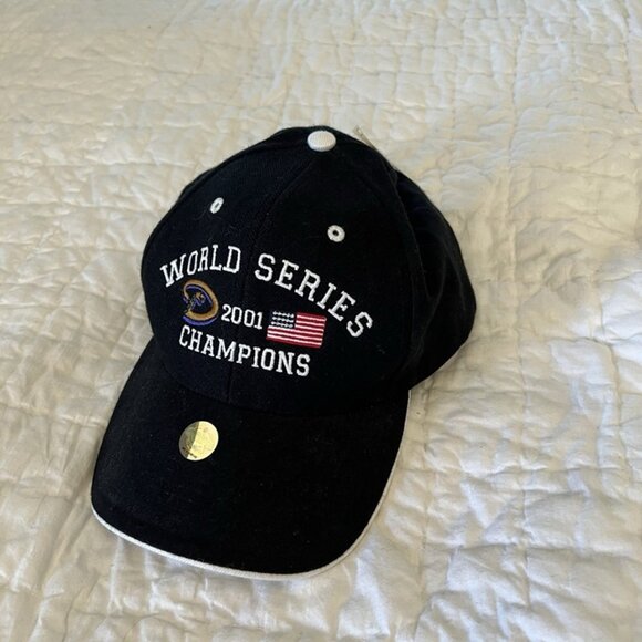 Arizona Diamondbacks Vintage 2001 World Series Champions Hat NWT - Picture 1 of 5